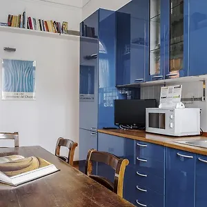 3* Ξενοδοχείο Piacenza