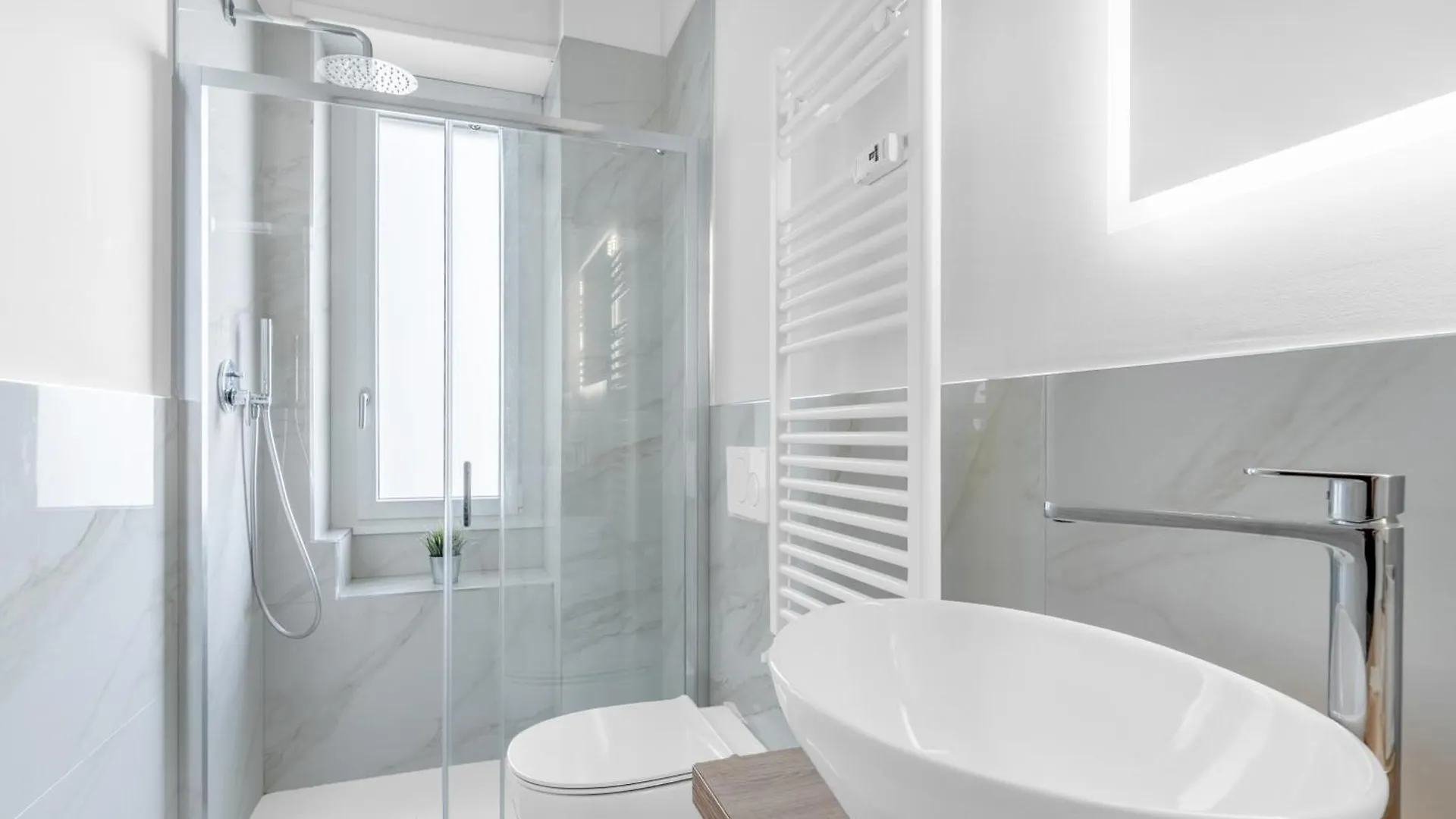 Sil5 - Apartment Bright - Luxury Milan