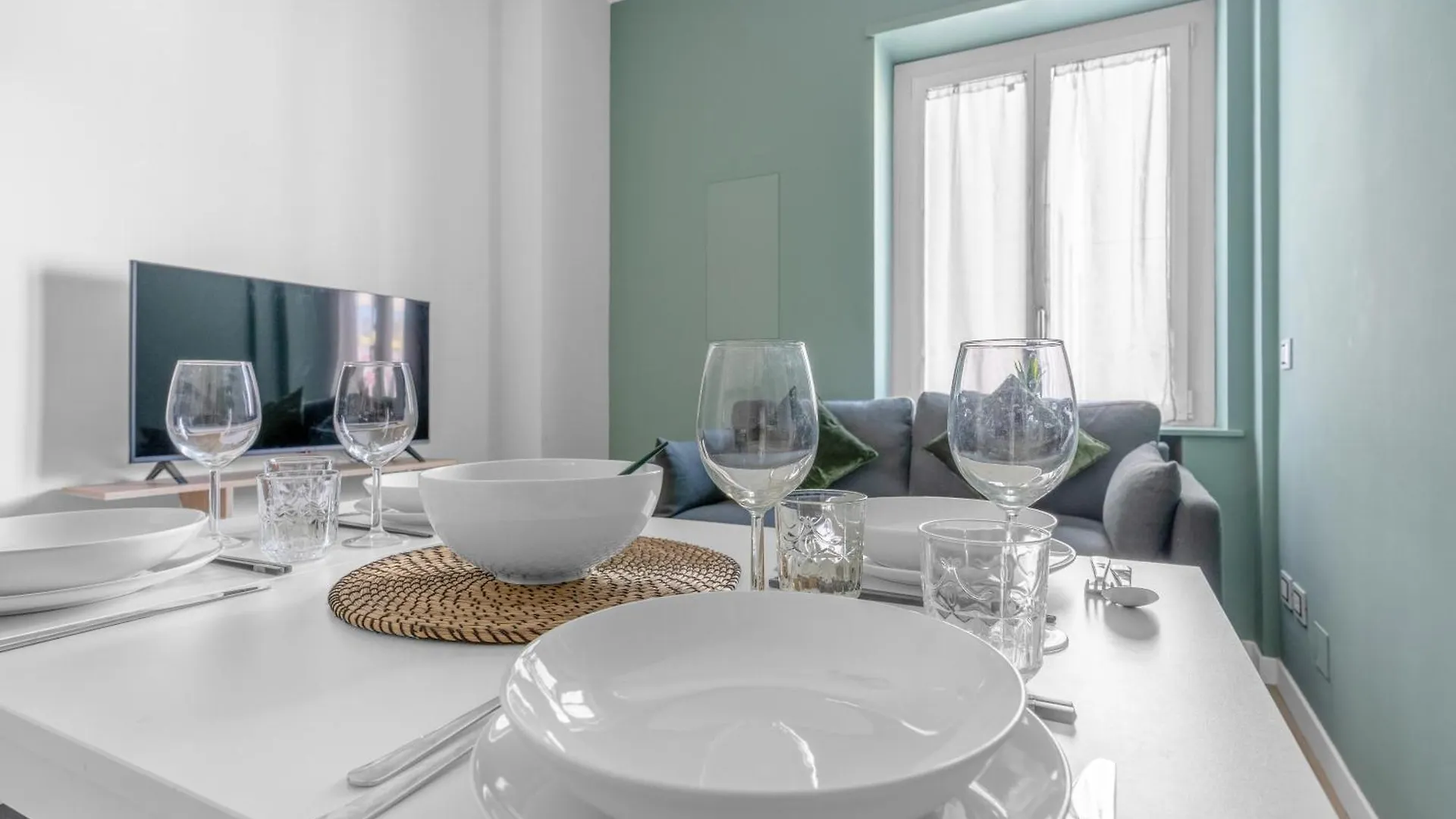 Sil5 - Apartment Bright - Luxury Milan 0*,  Italy
